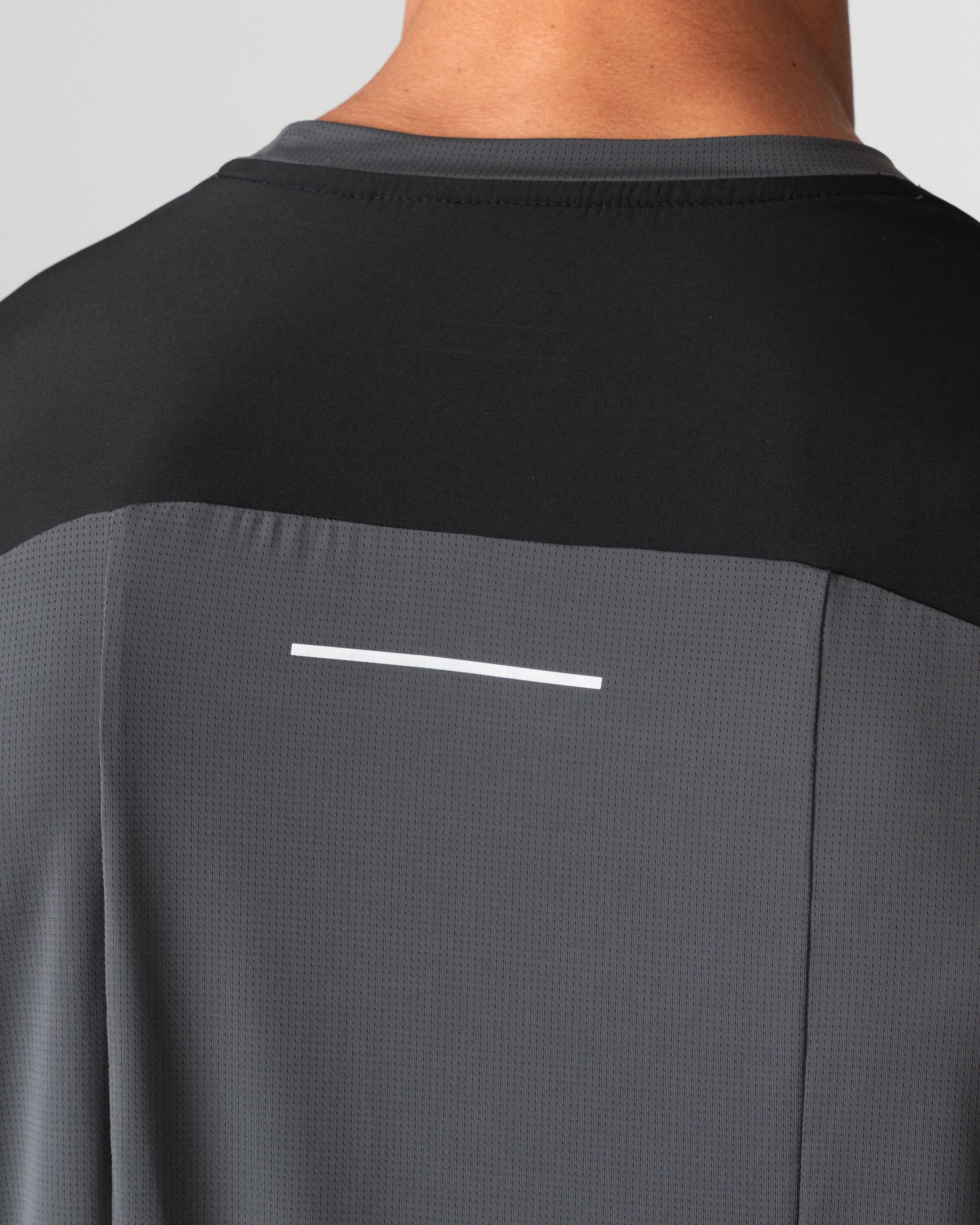 SRG T-Shirt in Carbon Black, close-up of back yoke